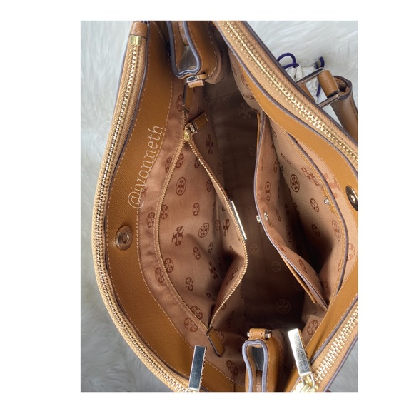 Tory Burch
Robinson Mini Double-zip Tiger Eye - Picture 5 of 16